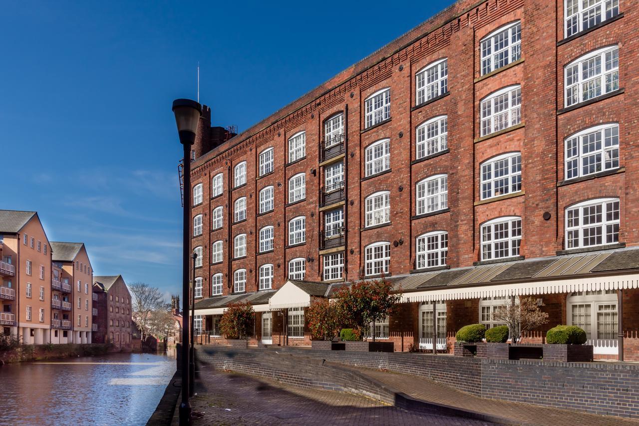 York Cocoa Suites Extérieur photo