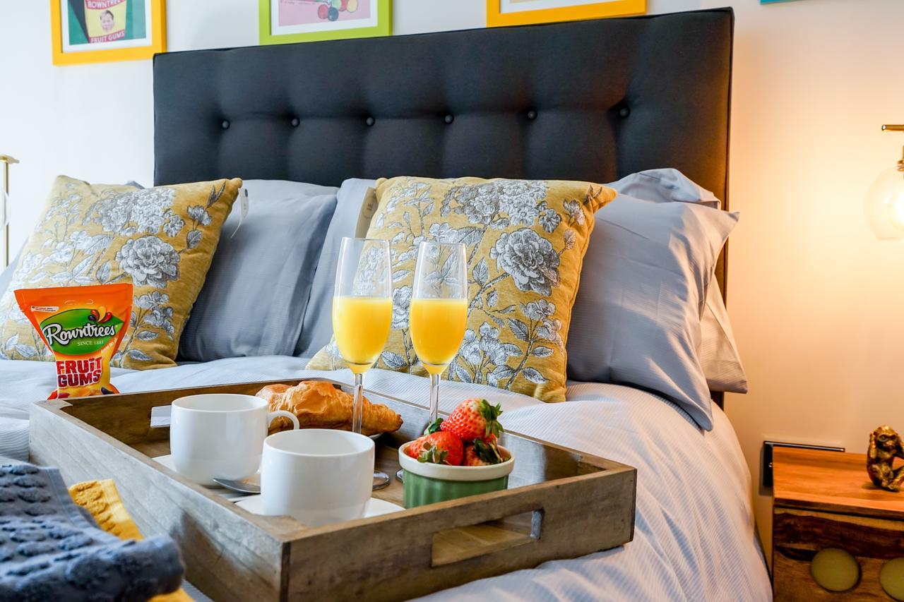 York Cocoa Suites Extérieur photo